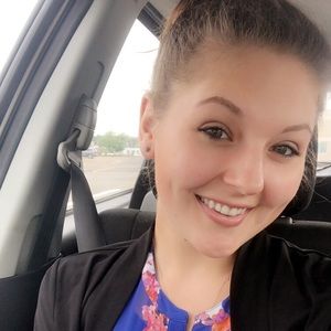 Meet your Posher, Emily